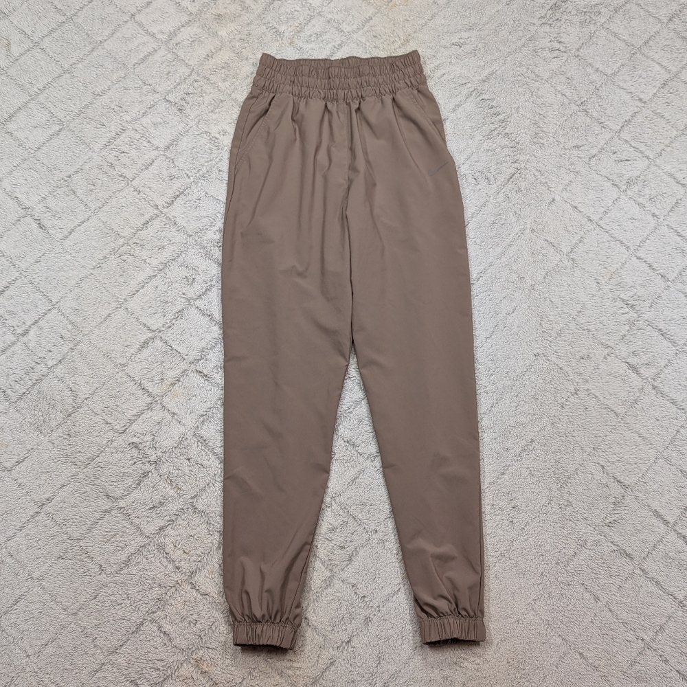 Nike Joggers Womens XS Brown Mink High Waisted One ⅞ Dri Fit HJ1050-233